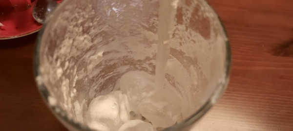 Следы от сливок 