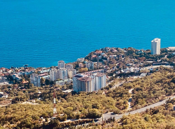 Продажа загородной недвижимости в Крыму и Севастополе: на какую квартиру в Москве хватит вырученных средств?