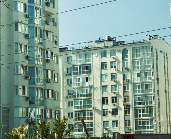 Осеннее ралли на рынке аренды квартир: за сколько можно снять недвижимость в Симферополе и Севастополе?